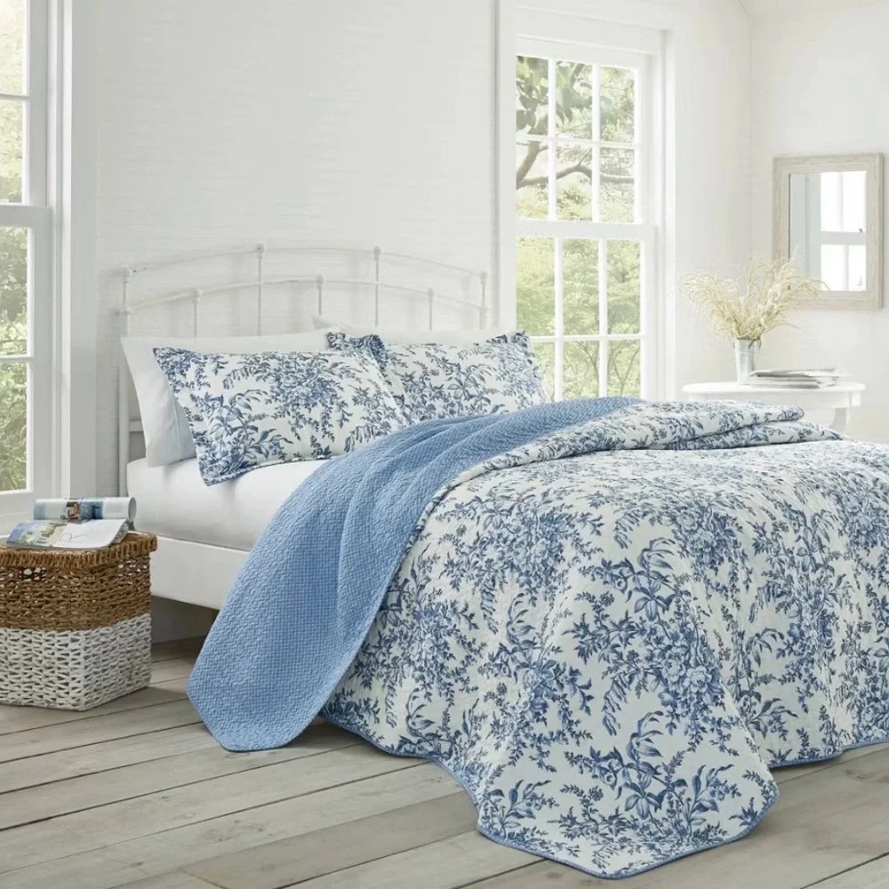 Laura Ashley Bedford Quilt And Sham Set King Delft - Picture 2 of 5